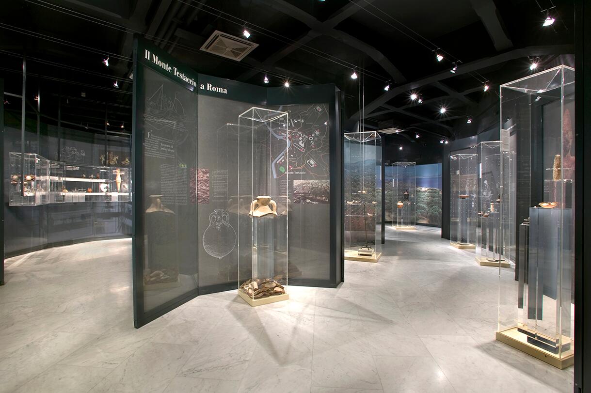 Sala Spagna del Museo dell Olivo Carli.
