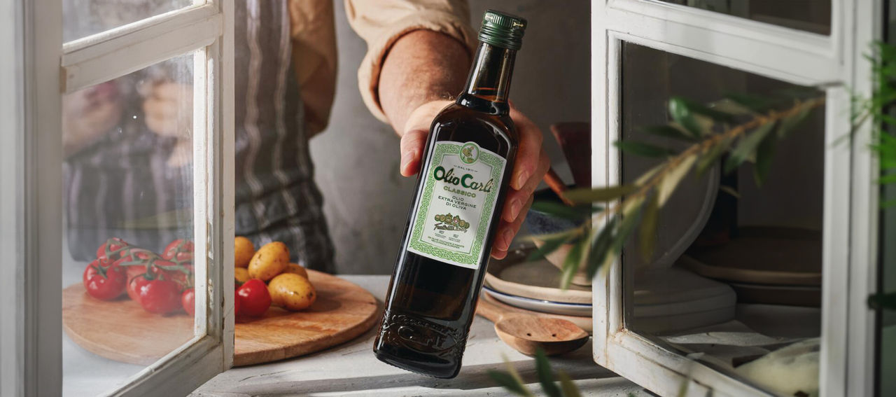 Bottiglia di Olio Carli Extra Vergine di Oliva Classico