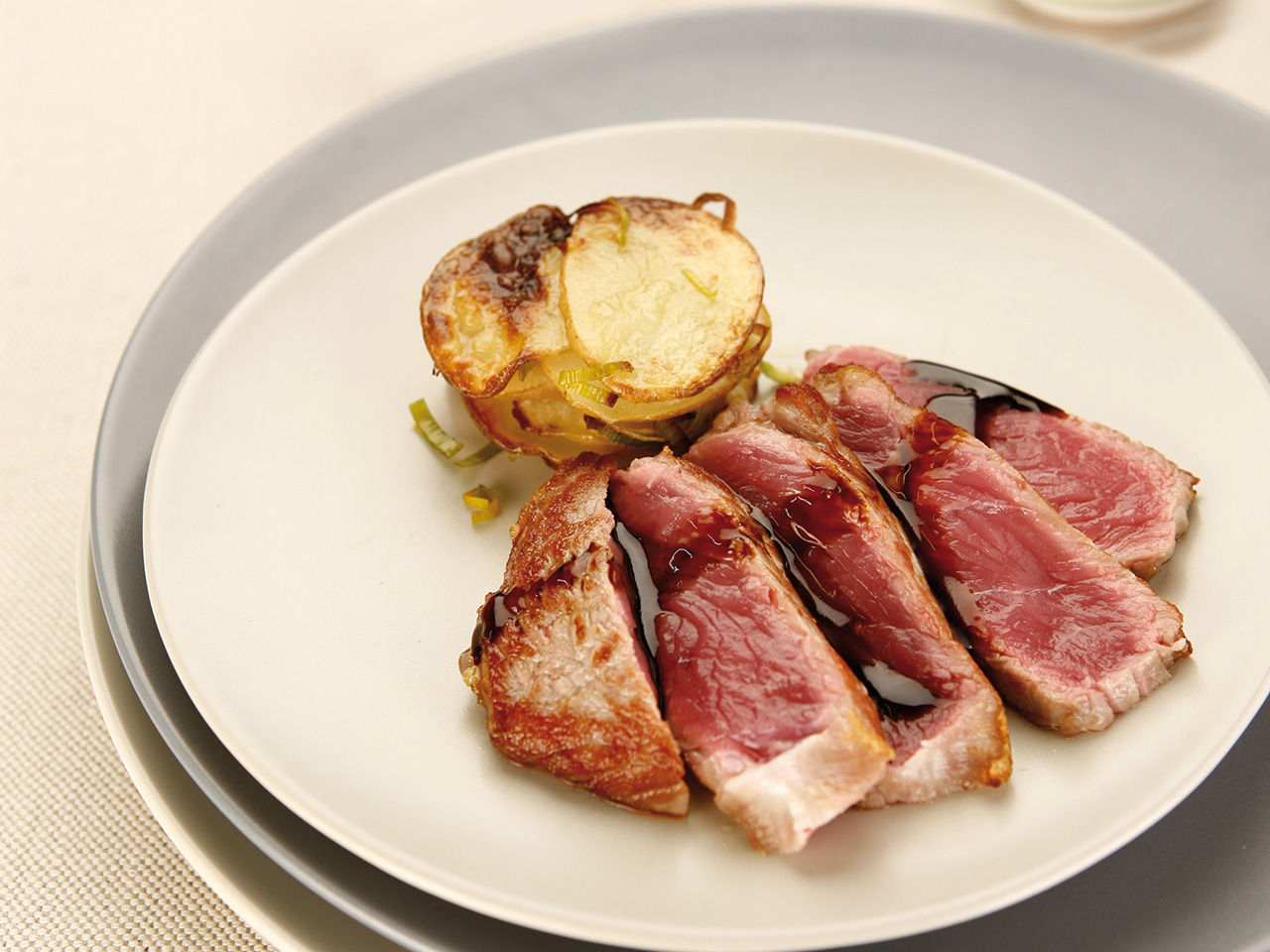 Tagliata di manzo con Aceto Balsamico Fratelli Carli