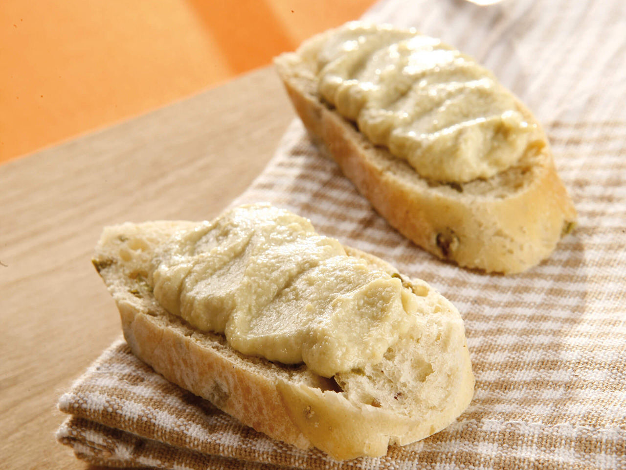 Bruschetta con Crema di Carciofi Fratelli Carli