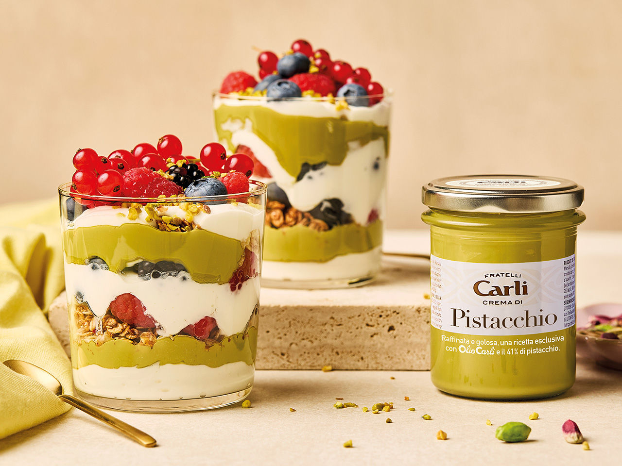Dolce al bicchiere con Frutta e Crema di Pistacchio Fratelli Carli