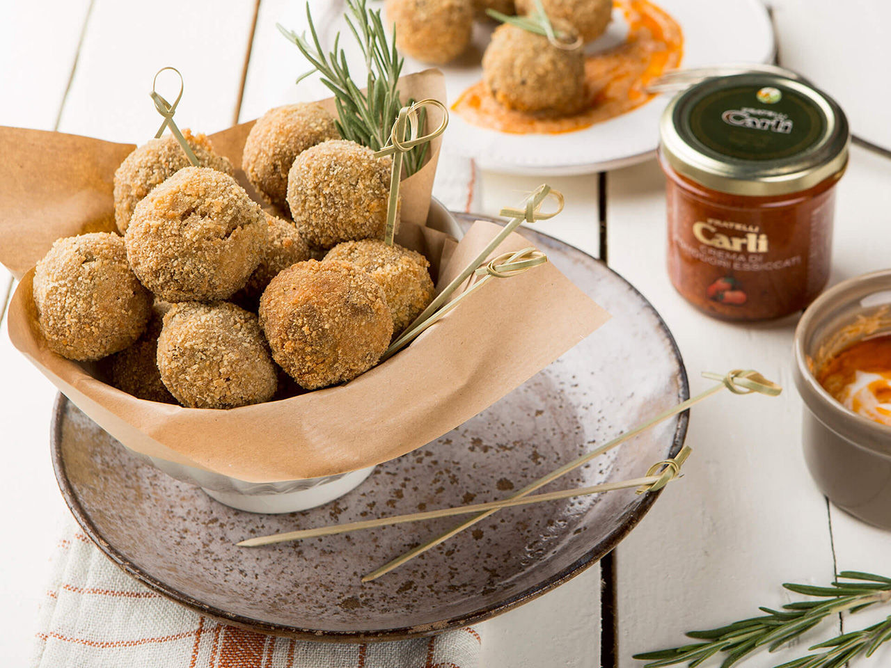 Polpette fritte con Crema di Pomodori Secchi Fratelli Carli