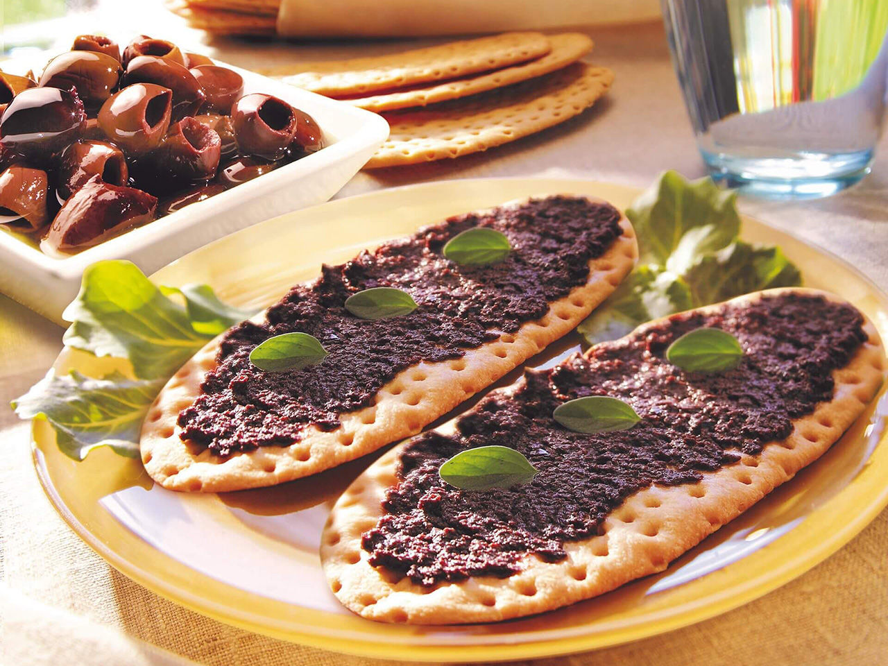 Bruschette con Patè di Olive Taggiasche Fratelli Carli