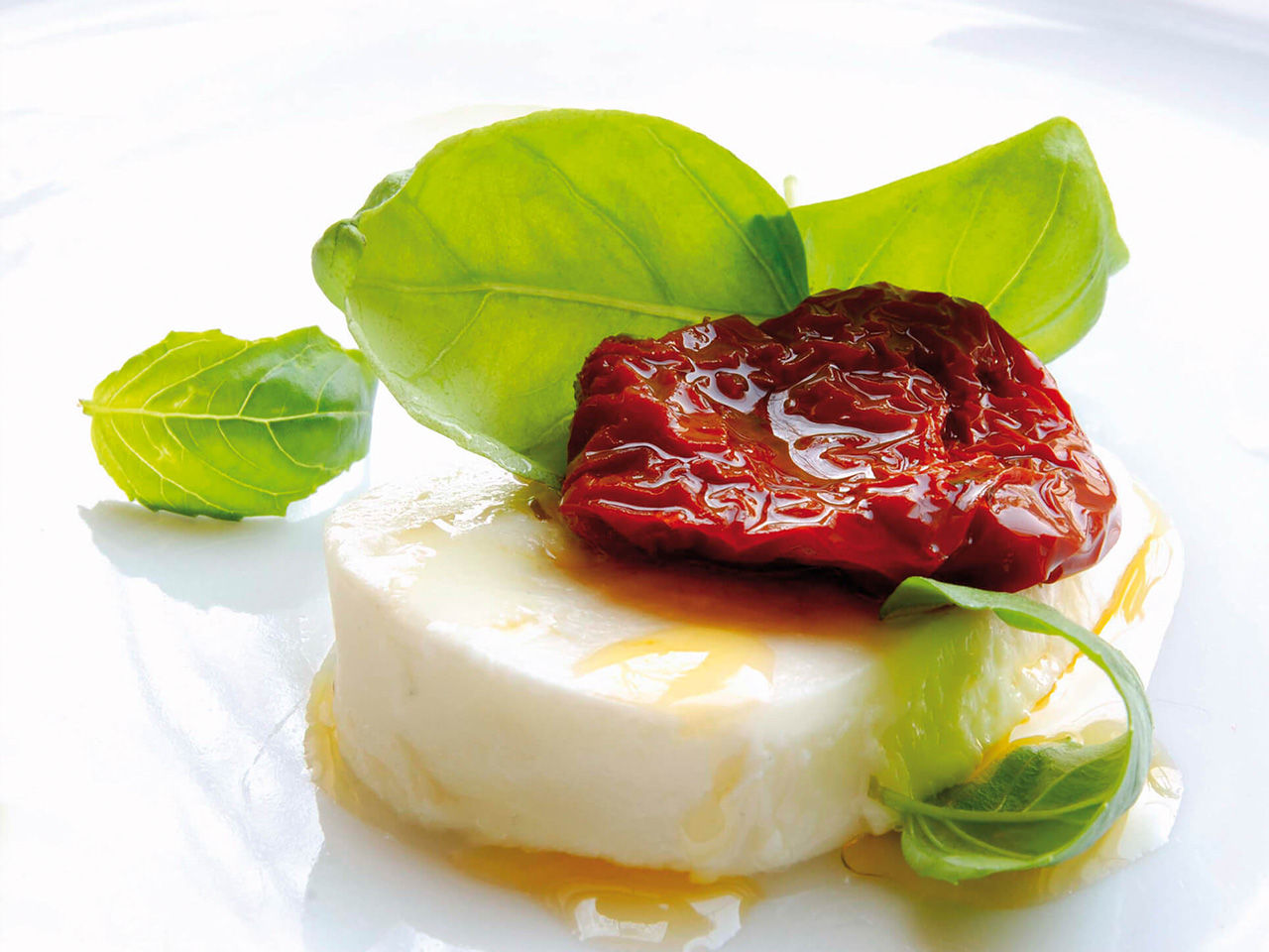 Mozzarella Basilico e Pomodori Secchi sott'Olio Fratelli Carli