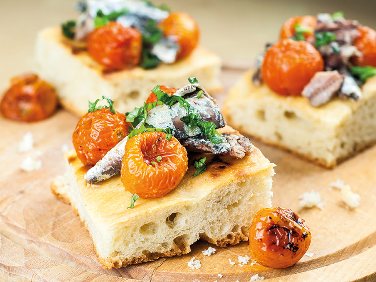Canapè Pomodori confit e filetti di Sardine Fratelli Carli