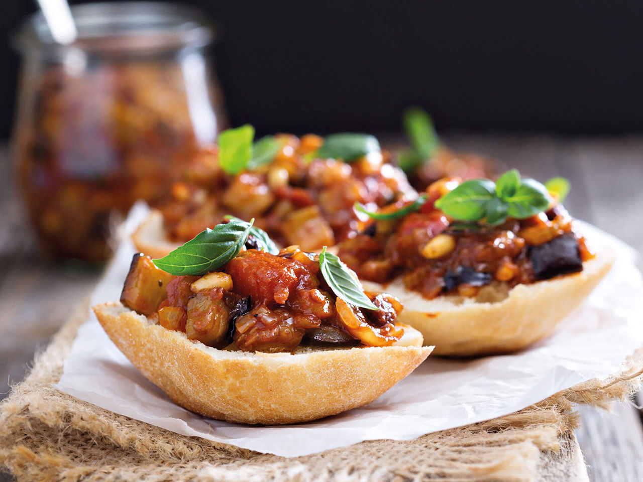 Crostone con Sugo di Melanzane Fratelli Carli