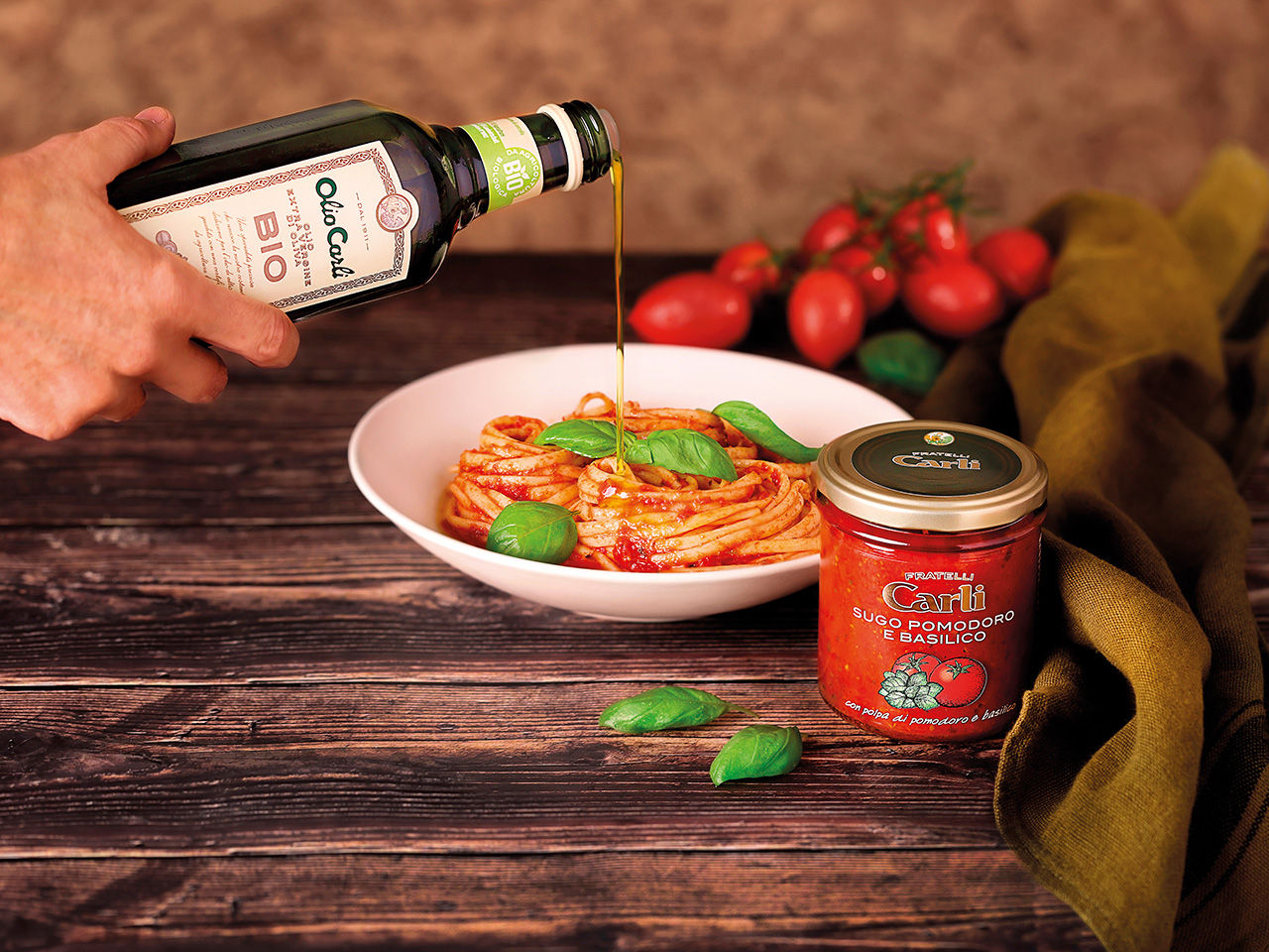 Trenette Fratelli Carli condite con Sugo pomogoro e Basilico Fratelli Carli e Olio Extra Vergine di Oliva bio